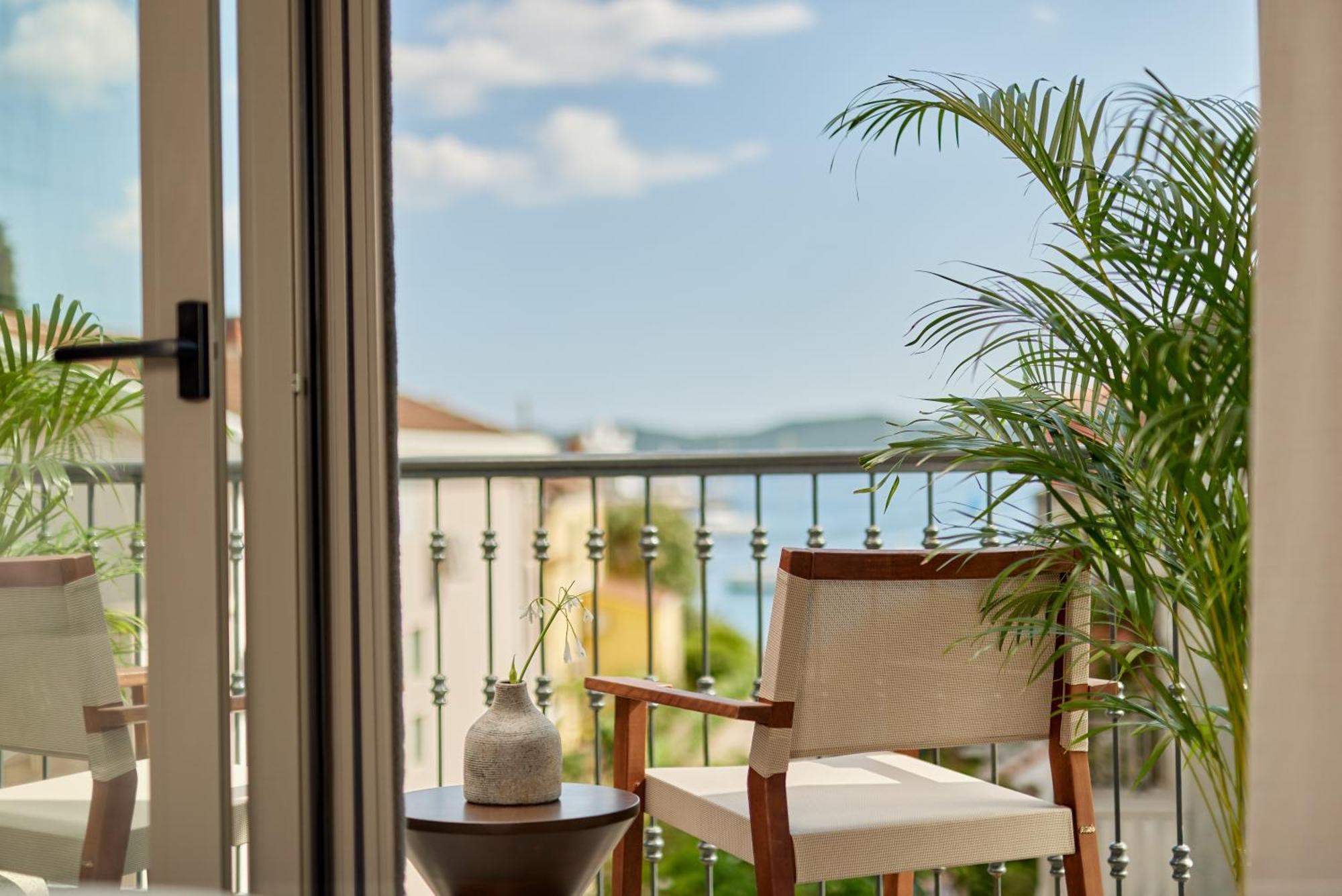 Casa Manor Boutique Hotel ティヴァト エクステリア 写真